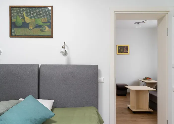 בית הארחה Ema