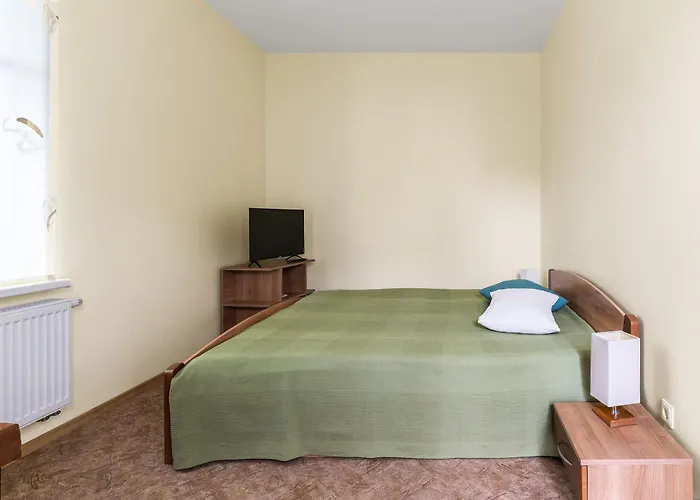 Ema בית הארחה