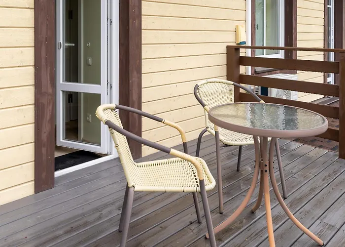 בית הארחה Ema פלאנגה