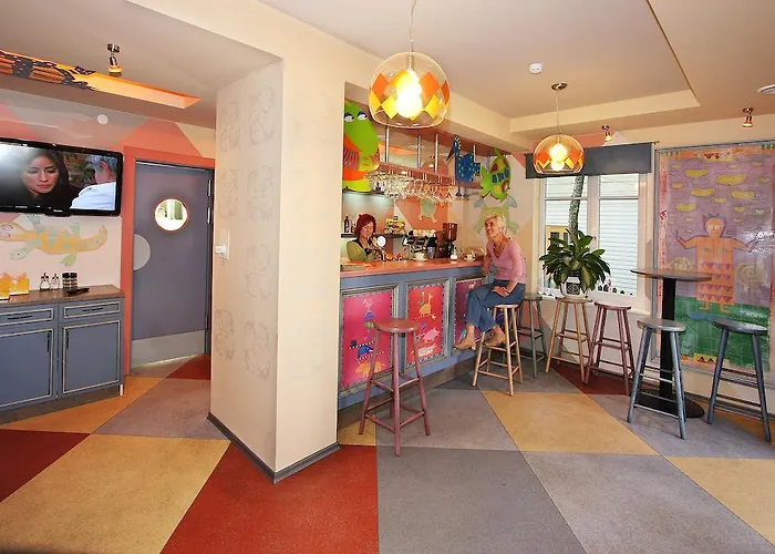 בית הארחה Ema